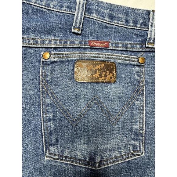 Wrangler 31MWZGK Men's Relaxed Fit Straight Leg Blue Jeans - Size 42x31.5 - Picture 4 of 7